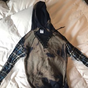 Up-Scale Long Sleeve top with hood.